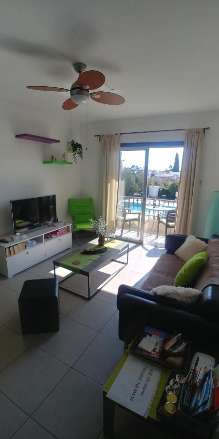 Appartamento 'Chez Antoine' Pool-View 5Min From Sea Paphos Esterno foto