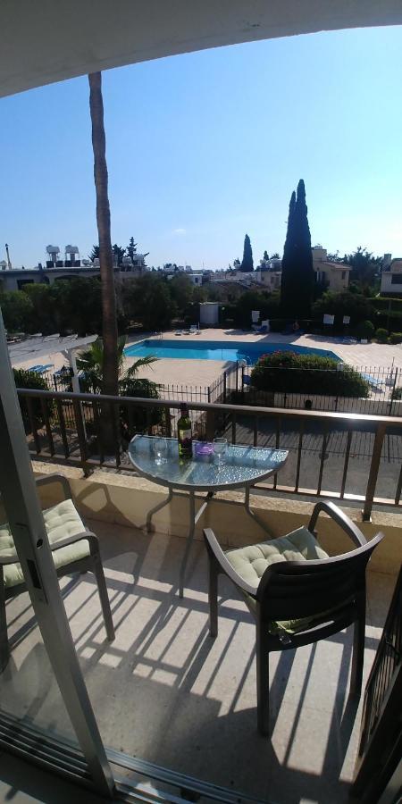 Appartamento 'Chez Antoine' Pool-View 5Min From Sea Paphos Esterno foto