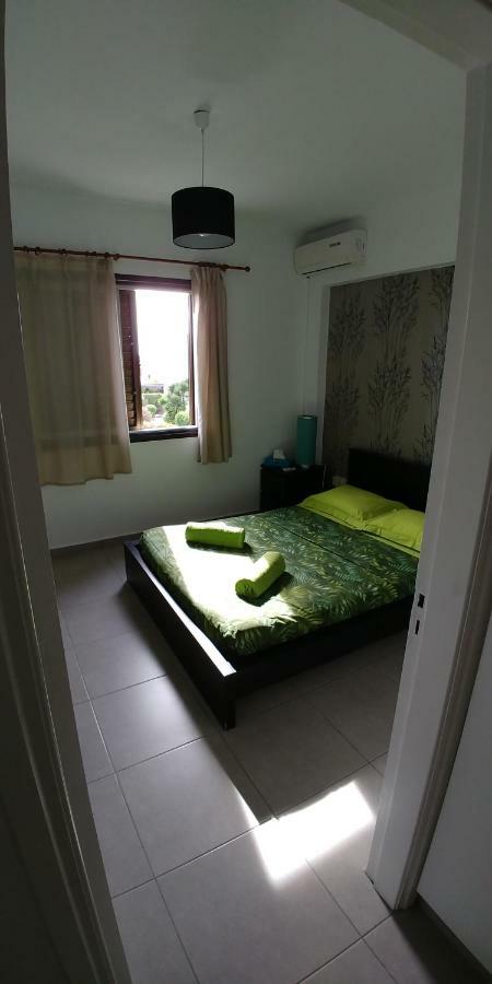 Appartamento 'Chez Antoine' Pool-View 5Min From Sea Paphos Esterno foto