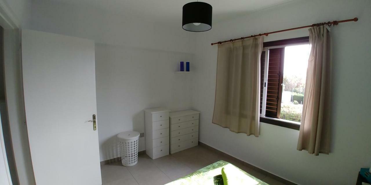 Appartamento 'Chez Antoine' Pool-View 5Min From Sea Paphos Esterno foto