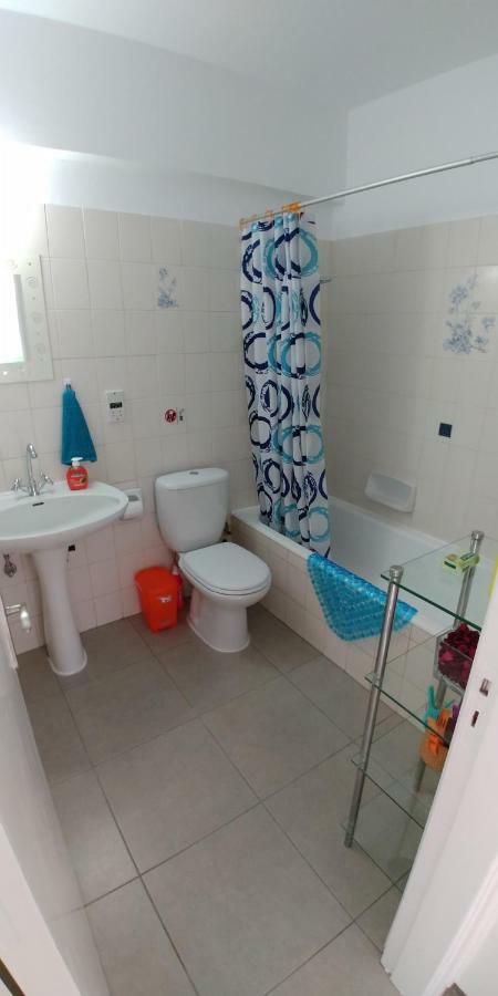 Appartamento 'Chez Antoine' Pool-View 5Min From Sea Paphos Esterno foto